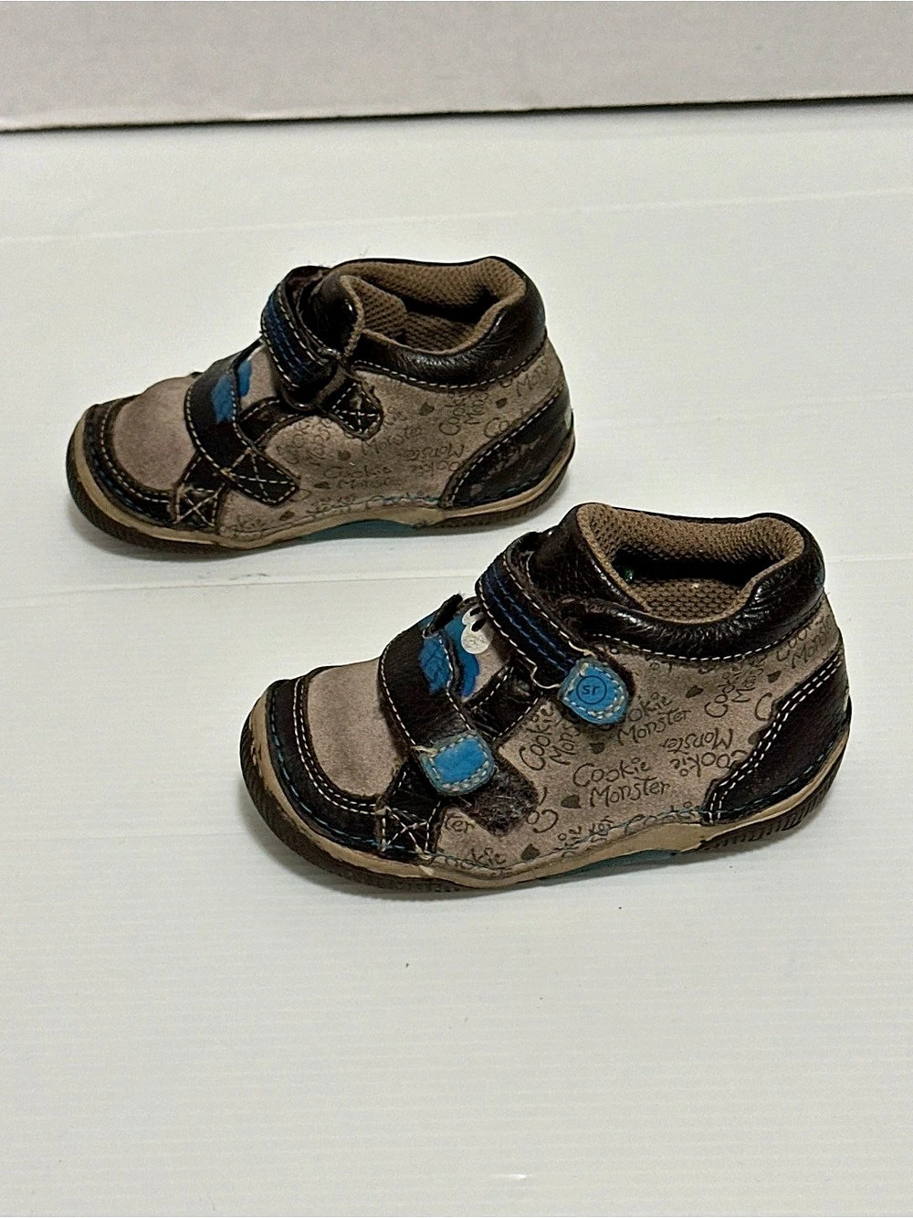 Stride Rite SRT Cookie Monster Sesame Street Toddler Boys Shoes Size 5M Gray Blu